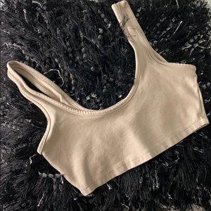 Bundle of 2 crop tops!